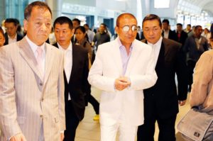 司忍の妻【嫁】は誰?息子は東大?指がない理由や年収\u0026自宅が